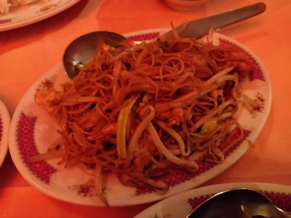 Nouilles Sautées Au Poulet